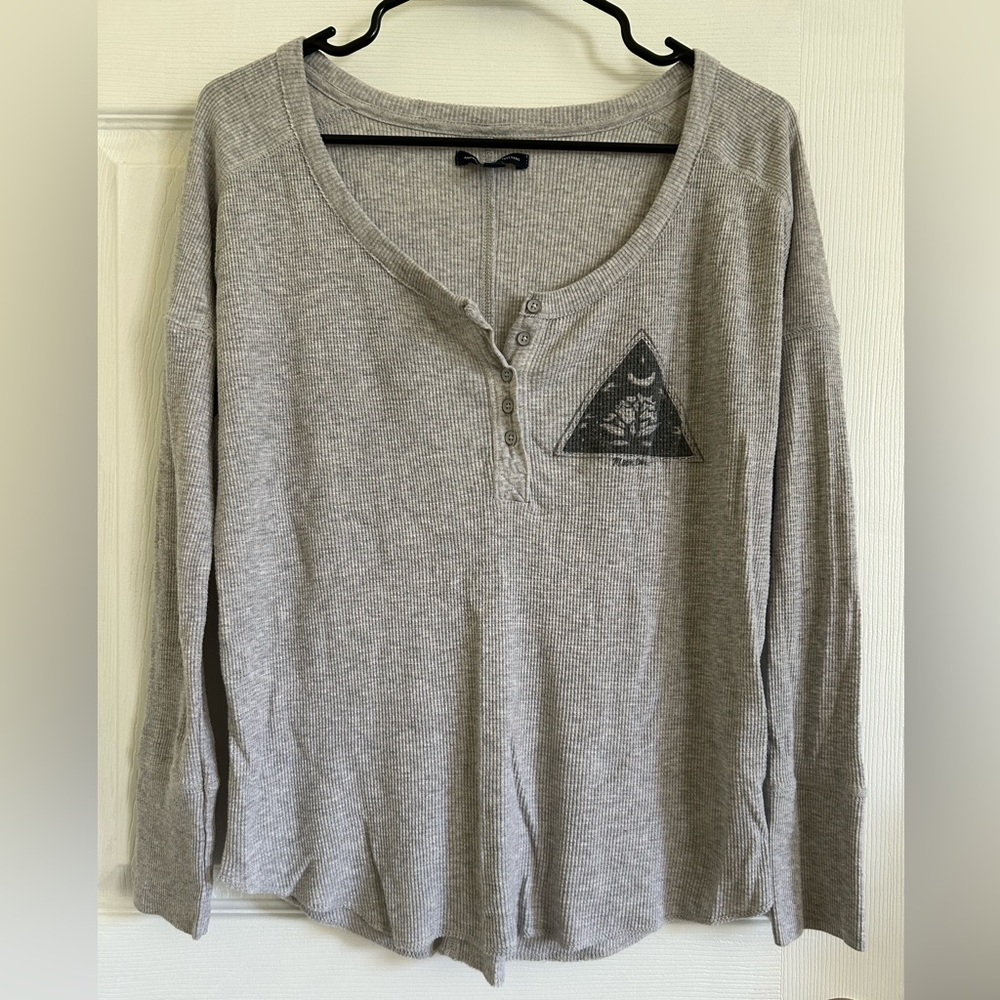 American Eagle waffle shirt women’s size M